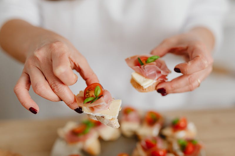 Bruschetta with fresh tomato and basil